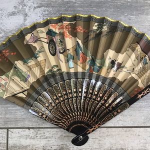 Elegant Fan With Japanese Geisha Scene